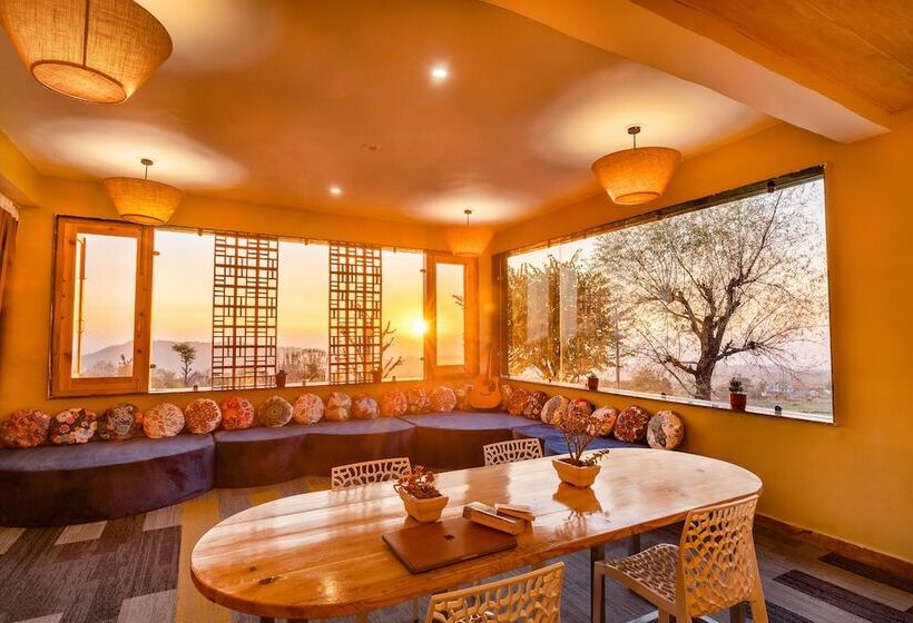 Resort Infinitea Retreat Bir