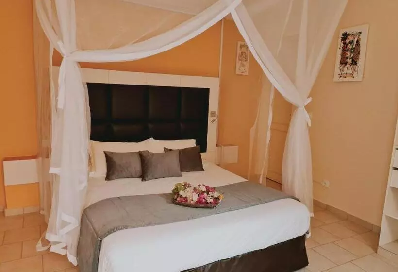 ホテル Le Souimanga Bleu Saly