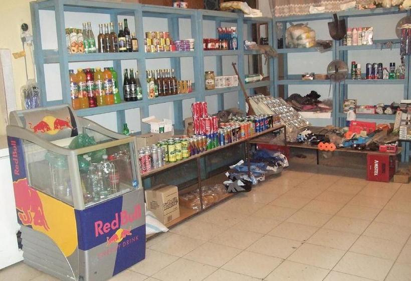 فندق صغير Rozafa Ferry & Accommodation