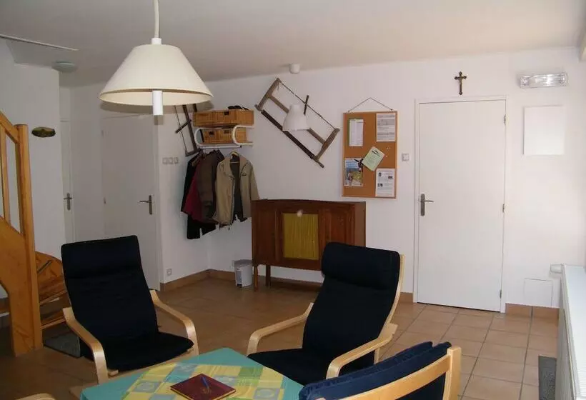 Aamiaismajoitus (B&B) Maison Neuve Grandval