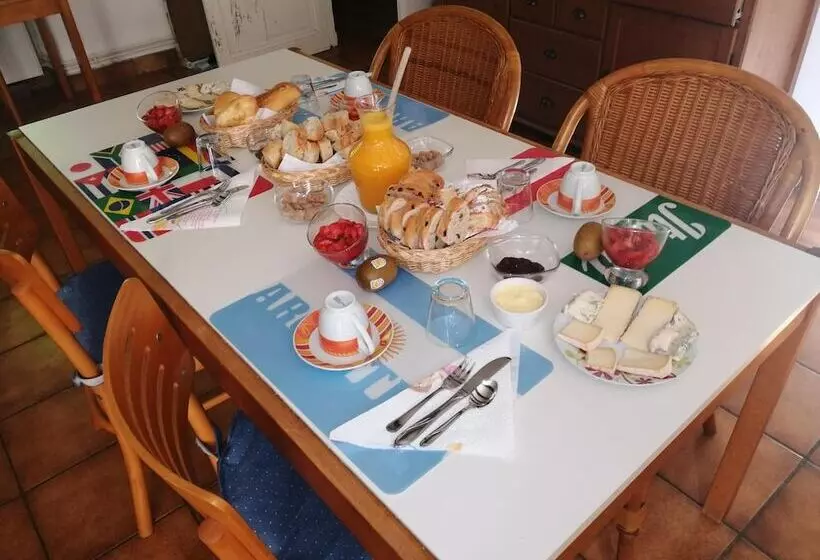 Aamiaismajoitus (B&B) Maison Neuve Grandval