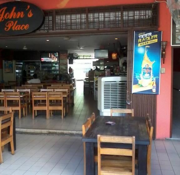 בית מלון כפרי Johns Place