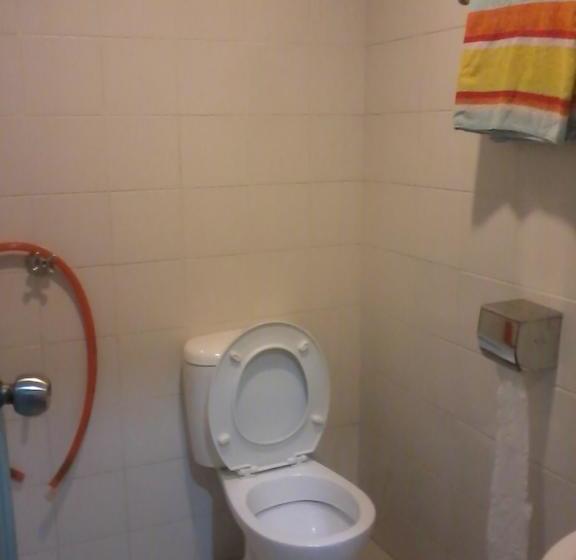 בית מלון כפרי Johns Place