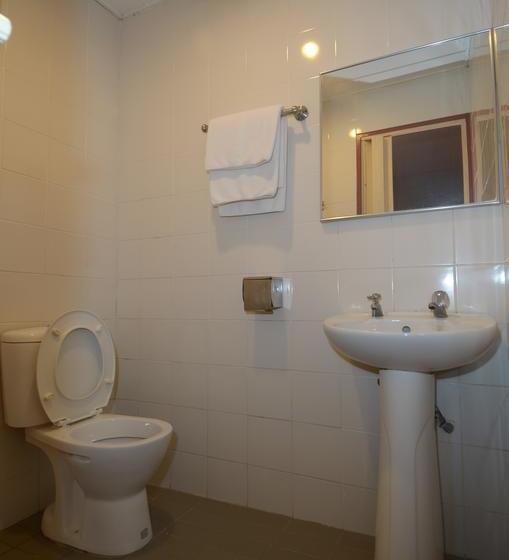 בית מלון כפרי Johns Place