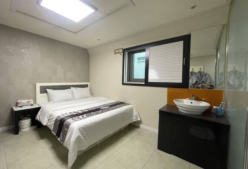 Hotel Novaluz Tourist