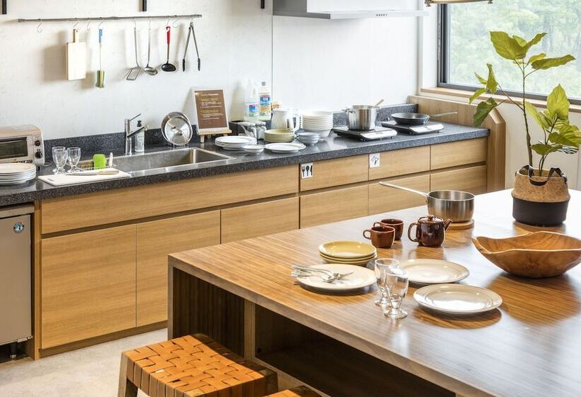 בית מלון כפרי Shiretoko Yuhi No Ataruie Onsen Hostel