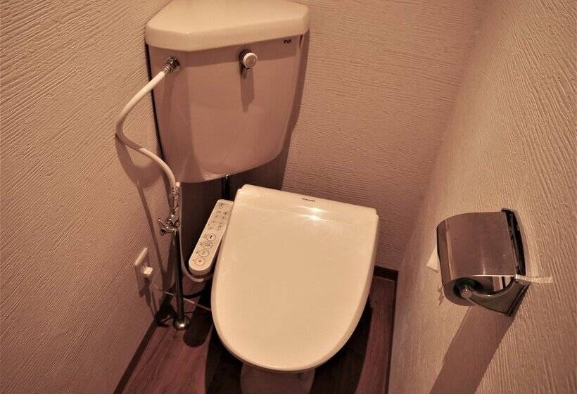 בית מלון כפרי Shiretoko Yuhi No Ataruie Onsen Hostel