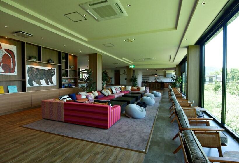 בית מלון כפרי Shiretoko Yuhi No Ataruie Onsen Hostel