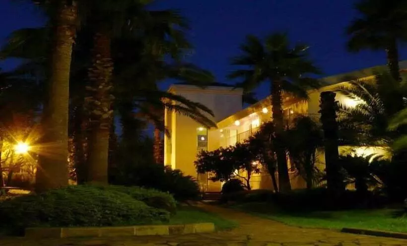 هتل Springhill Resort