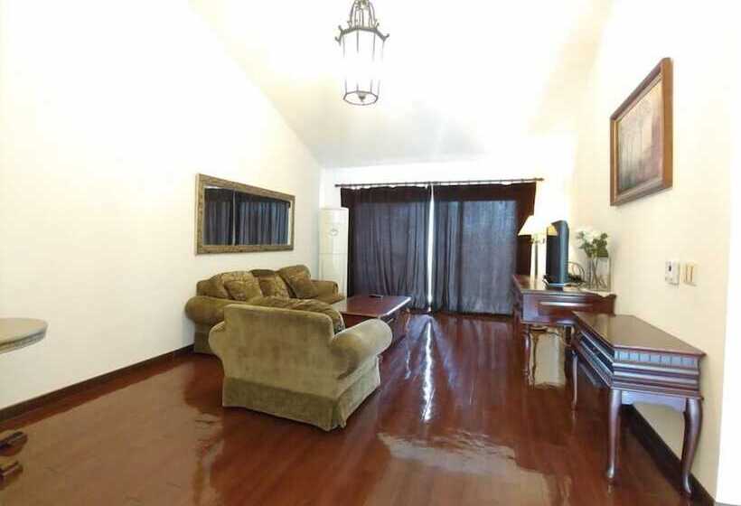 فندق Springhill Resort