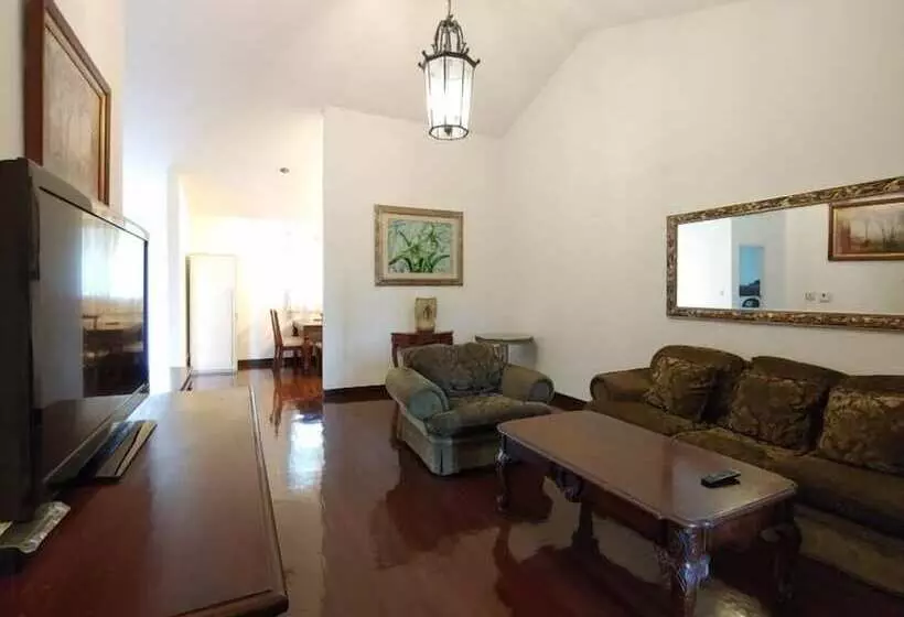 هتل Springhill Resort