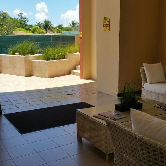 هتل The Plaza Suites