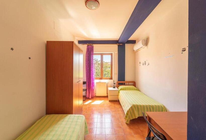 פנסיון L Aragosta