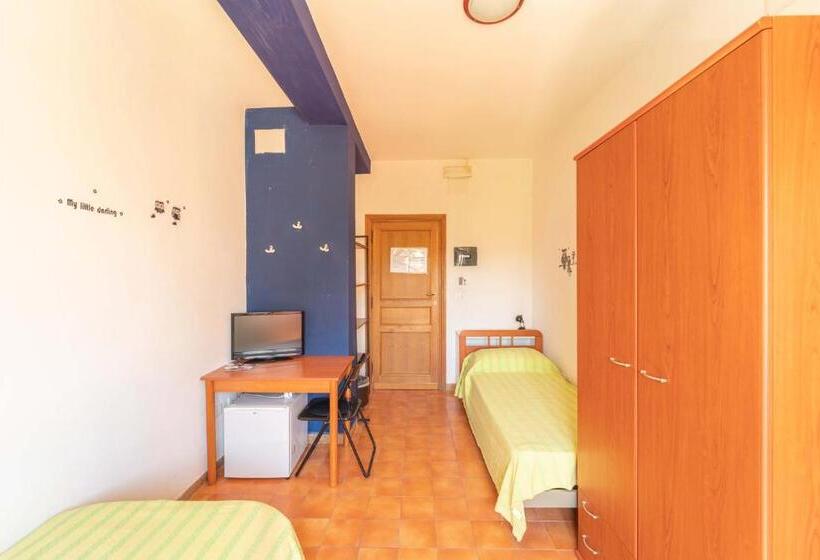 פנסיון L Aragosta