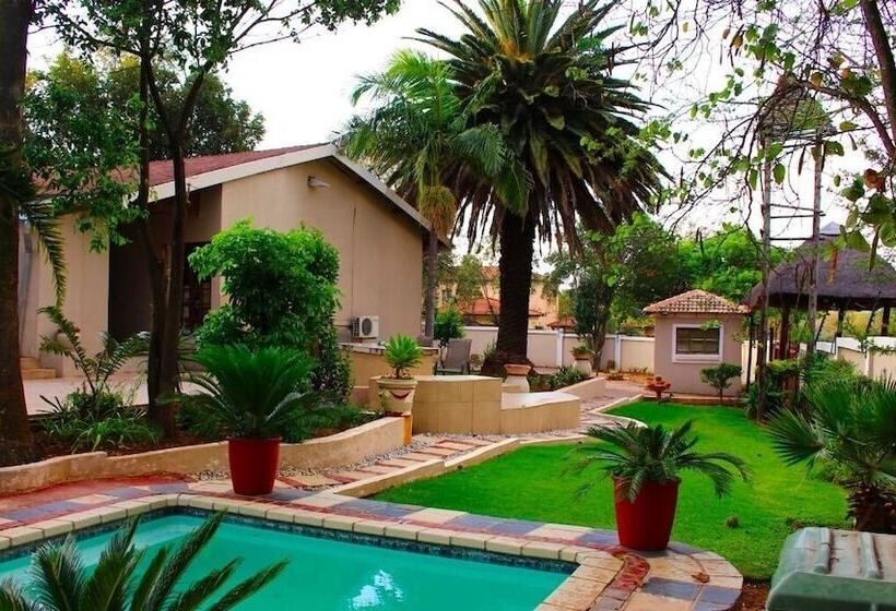 بنسيون The Catwalk Lodge