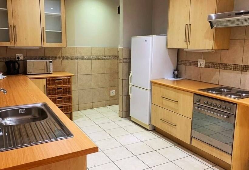 بنسيون The Catwalk Lodge