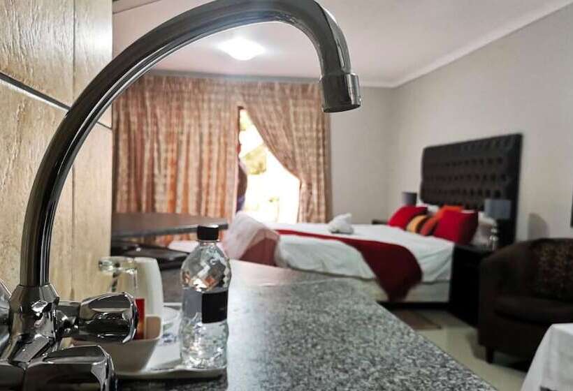 بنسيون The Catwalk Lodge