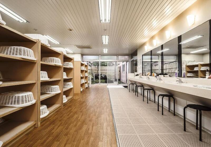 ريوكان Tougouonsen Yuttarikan