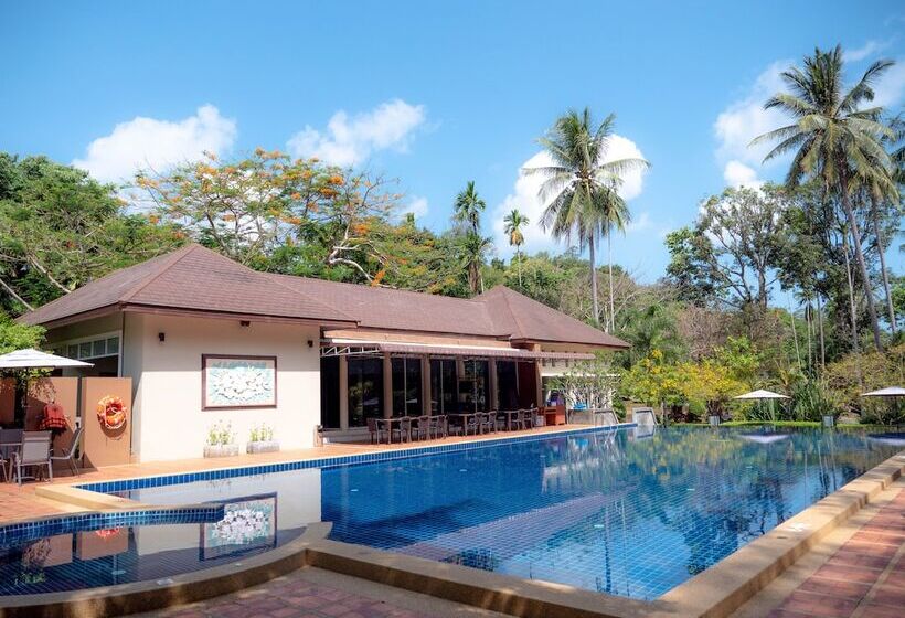 Victoria Cliff Hotel & Resort, Kawthaung