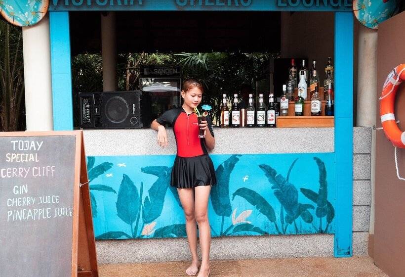 Victoria Cliff Hotel & Resort, Kawthaung