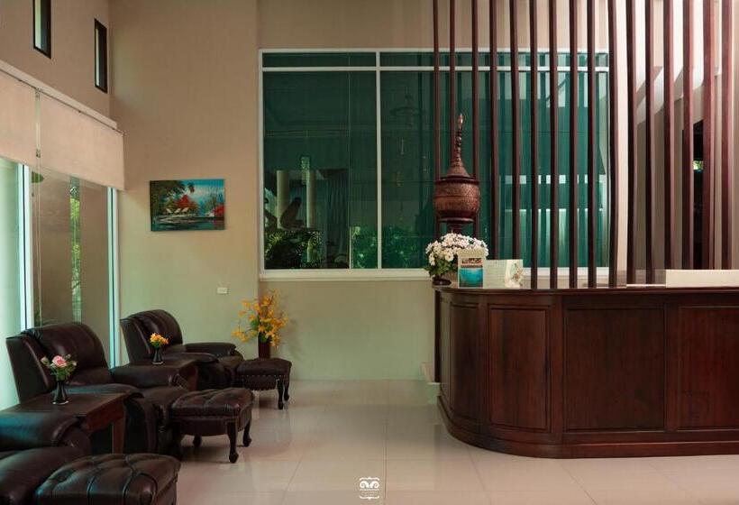 Victoria Cliff Hotel & Resort, Kawthaung