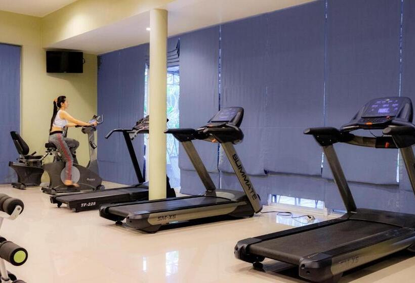 Victoria Cliff Hotel & Resort, Kawthaung