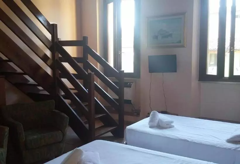 ベッドアンドブレックファースト Albergo Dell Angelo