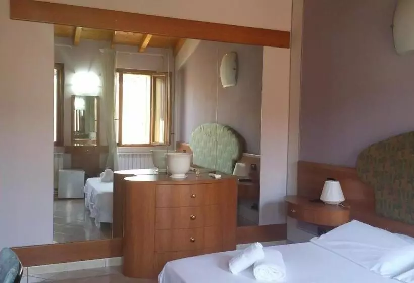 ベッドアンドブレックファースト Albergo Dell Angelo