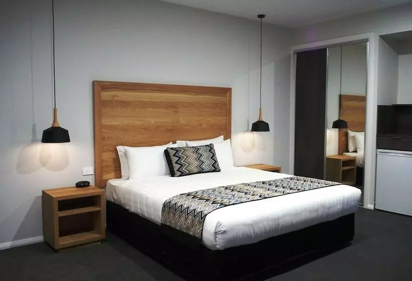 Euston Motel