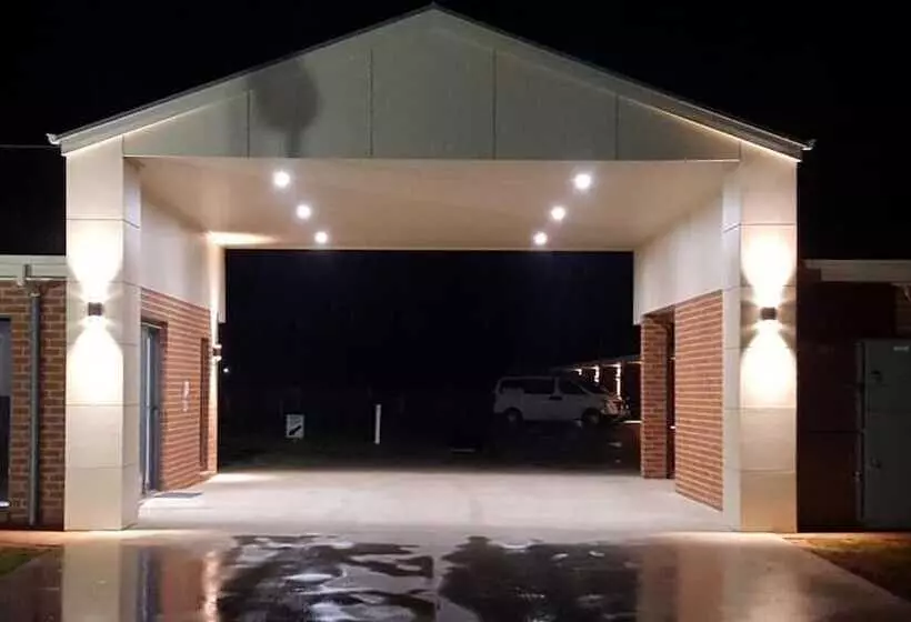 Euston Motel
