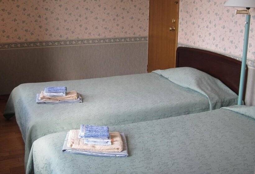 פונדק Kunsthaus