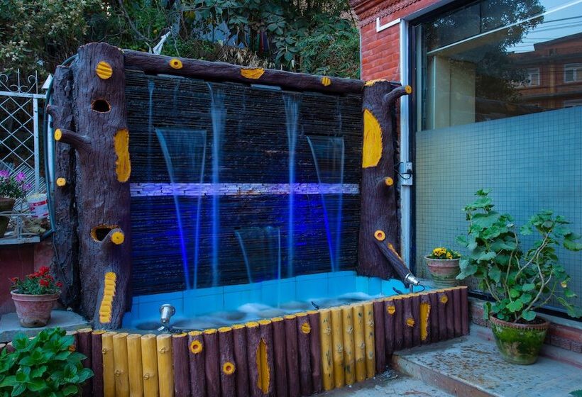 هتل The Boudha Inn