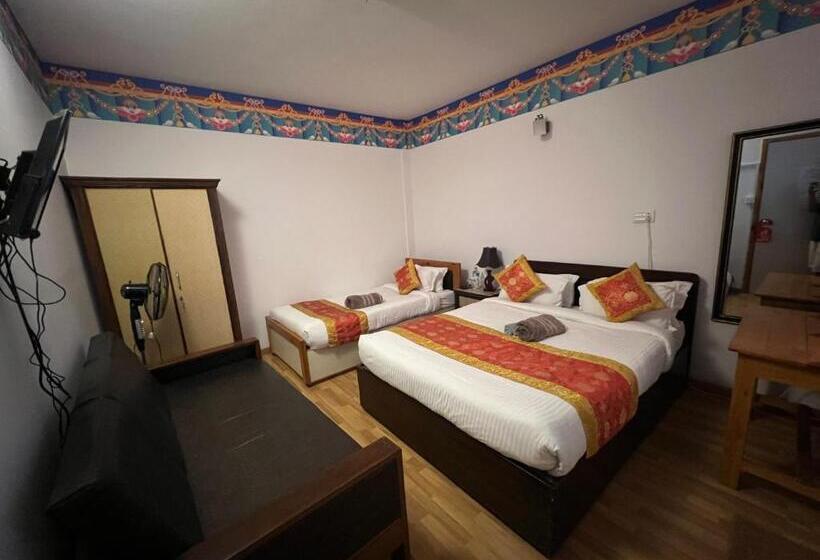هتل The Boudha Inn