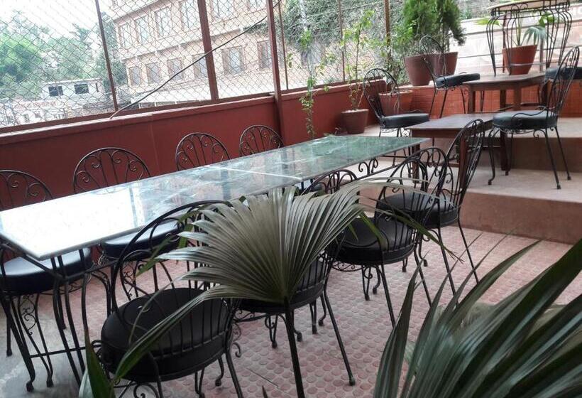 هتل The Boudha Inn