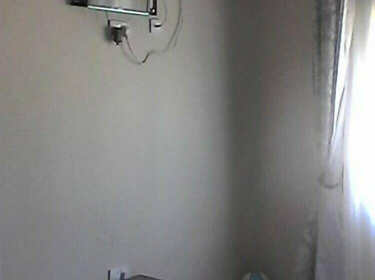 هتل Royal Olympia Lodges And Safaris Livingstone