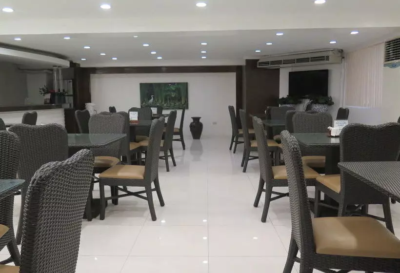 هتل Worldview Pension Plaza