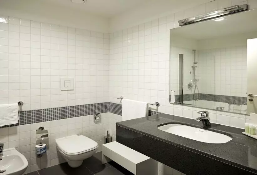 Inn Naples Airport