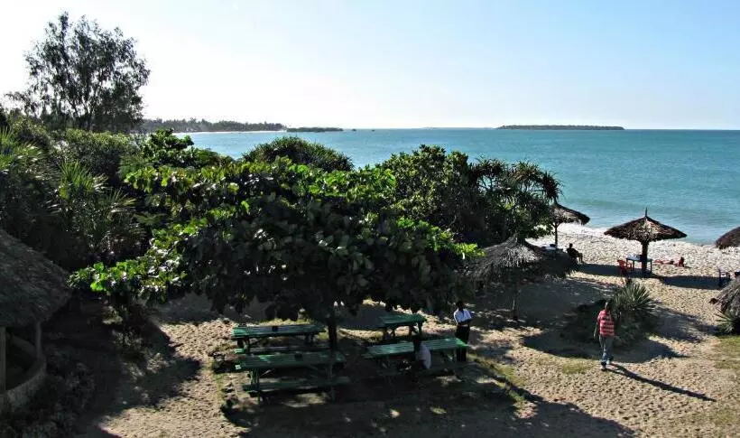 Kipepeo Beach And Village