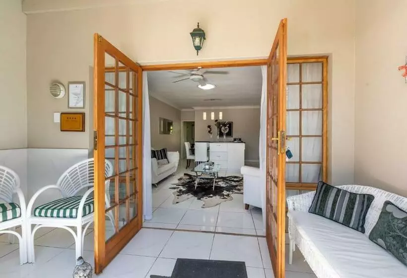Montagu Four Seasons