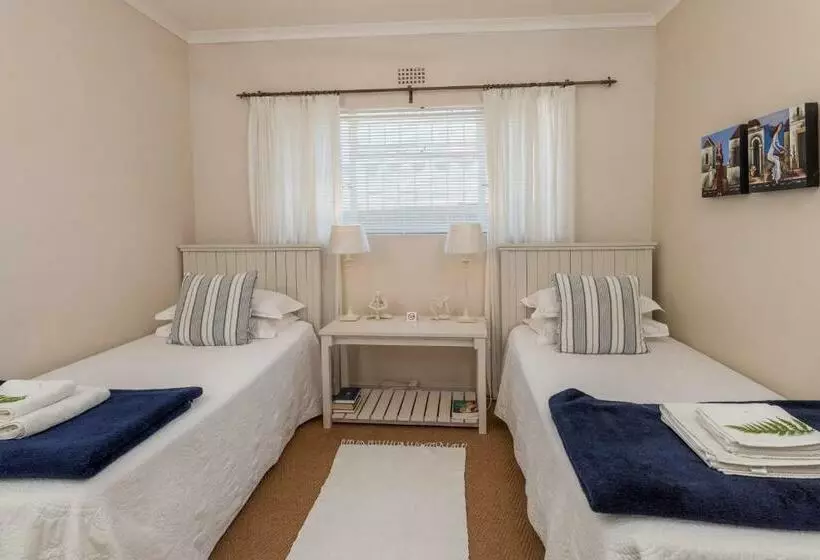 Montagu Four Seasons