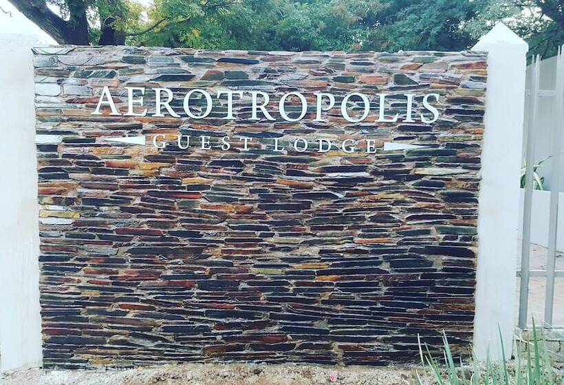 بنسيون Aerotropolis Guest Lodge