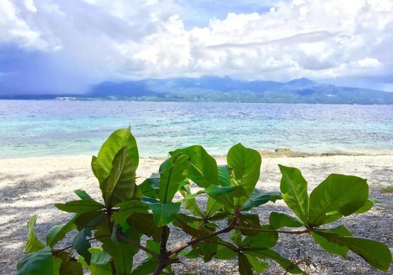 Pension (Hôtel basse catégorie) Santander Pebble Beach Resort