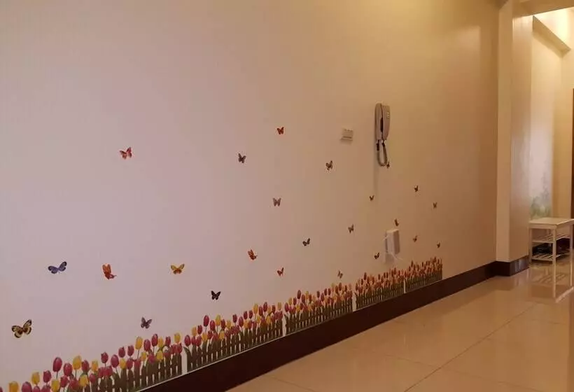 پانسیون Small Wide Home