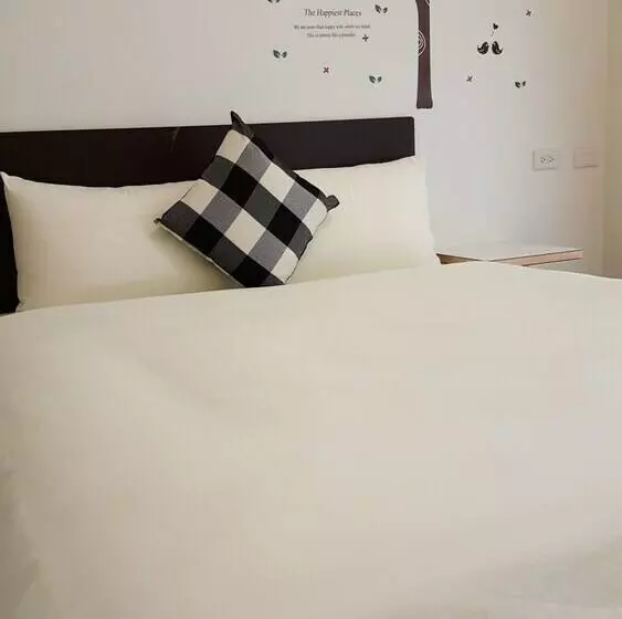 پانسیون Small Wide Home