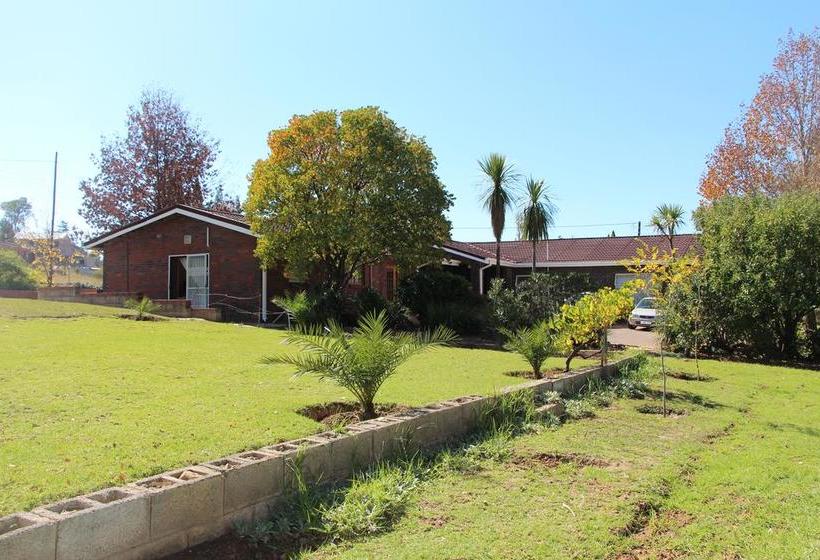 Phokeng Gardens Bed And Breakfast