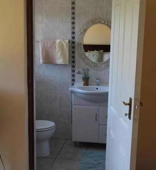 Phokeng Gardens Bed And Breakfast
