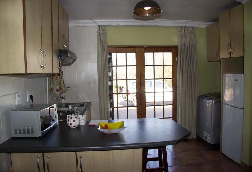 Phokeng Gardens Bed And Breakfast