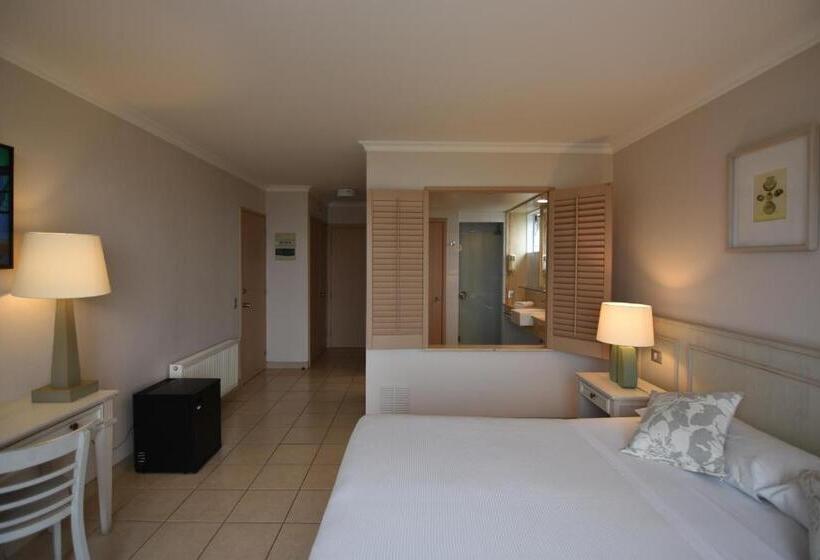 Hippocampus Resort & Spa