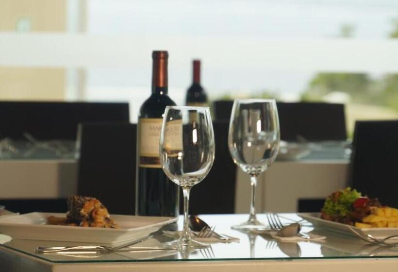 Hippocampus Resort & Spa