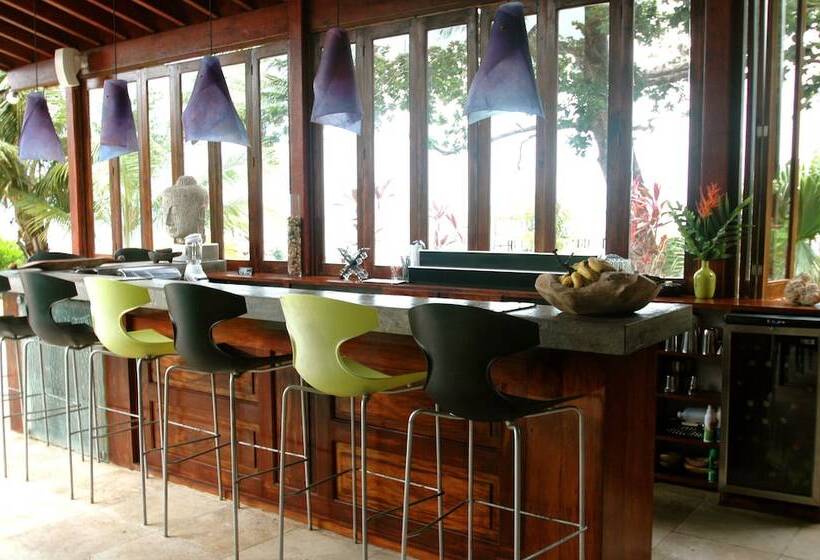 استراحتگاه Xbalanque